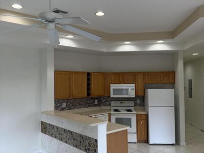 8037 Carnoustie Place, Port Saint Lucie, FL 34986