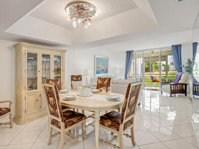 6850 10th Avenue N, Lake Worth, FL 33467