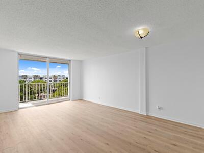 480 Executive Center Drive, West Palm Beach, FL 33401