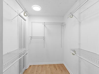 480 Executive Center Drive, West Palm Beach, FL 33401