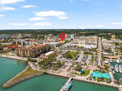 211 Orange Avenue, Fort Pierce, FL 34950