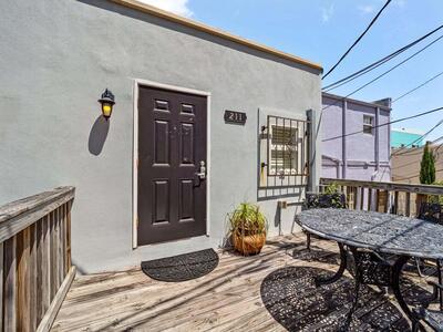 211 Orange Avenue, Fort Pierce, FL 34950