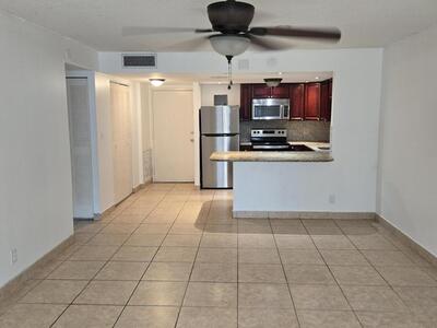 500 Executive Center Drive, West Palm Beach, FL 33401