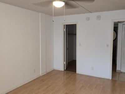 500 Executive Center Drive, West Palm Beach, FL 33401