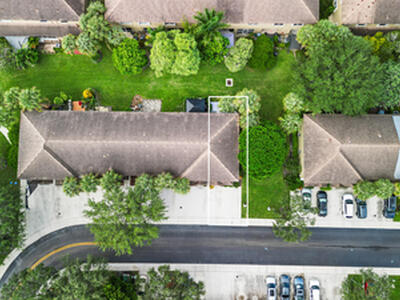 380 SW 122nd Avenue, Pembroke Pines, FL 33025