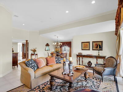 222 Legendary Circle, Palm Beach Gardens, FL 33418