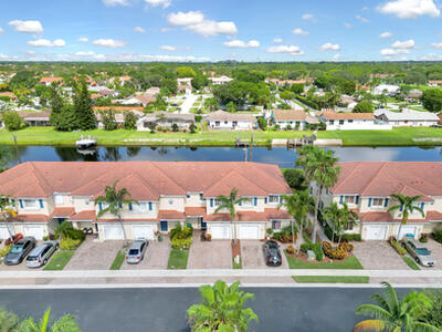 3008 N Evergreen Circle, Boynton Beach, FL 33426