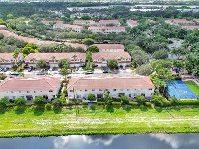 3008 N Evergreen Circle, Boynton Beach, FL 33426