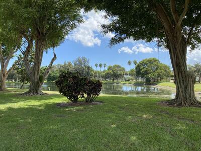 15496 Lakes Of Delray Boulevard, Delray Beach, FL 33484