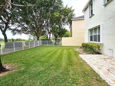 169 Berenger Walk, Royal Palm Beach, FL 33414