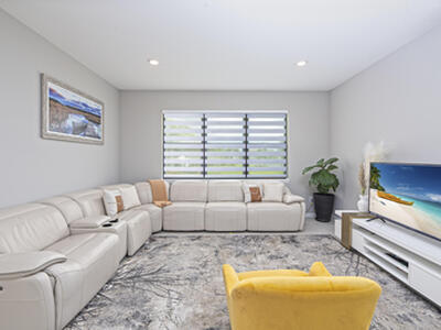 833 SE Courances Drive, Port Saint Lucie, FL 34984