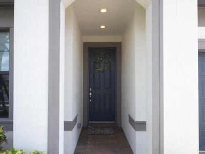 833 SE Courances Drive, Port Saint Lucie, FL 34984