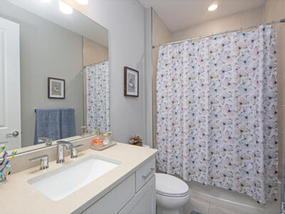 833 SE Courances Drive, Port Saint Lucie, FL 34984