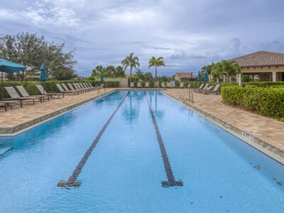 833 SE Courances Drive, Port Saint Lucie, FL 34984