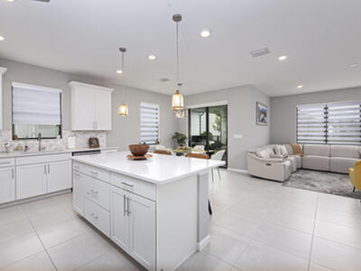 833 SE Courances Drive, Port Saint Lucie, FL 34984