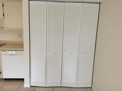 647 Executive Center Drive, West Palm Beach, FL 33401