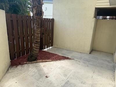 647 Executive Center Drive, West Palm Beach, FL 33401