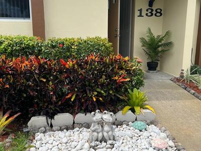 5780 Fernley Drive W