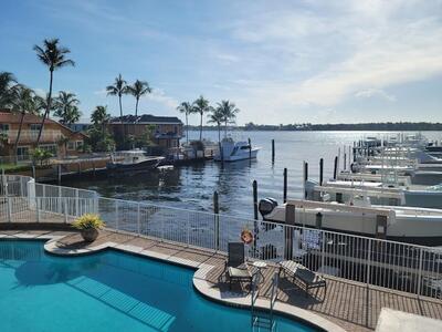 125 Harbors Way, Boynton Beach, FL 33435