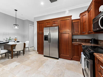 150 NE 6th Avenue, Delray Beach, FL 33483