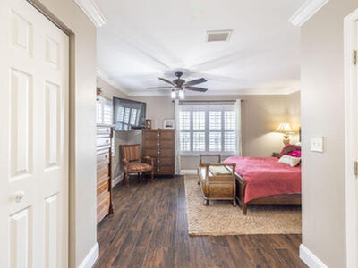 1038 Jeffery Street, Boca Raton, FL 33487