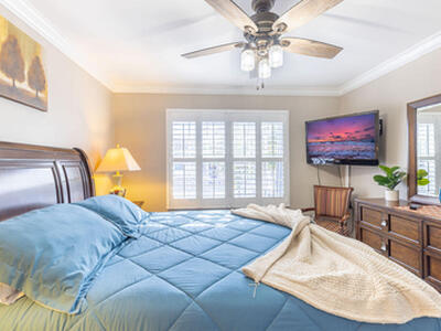 1038 Jeffery Street, Boca Raton, FL 33487