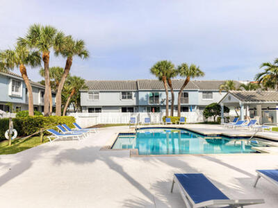 1038 Jeffery Street, Boca Raton, FL 33487