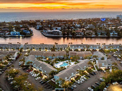 1038 Jeffery Street, Boca Raton, FL 33487