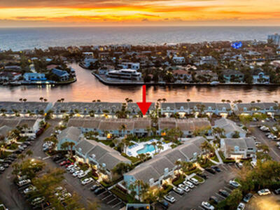 1038 Jeffery Street, Boca Raton, FL 33487