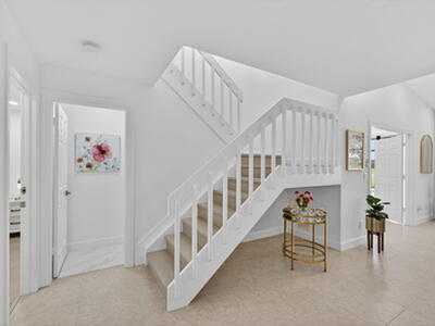 479 Prestwick Circle, Palm Beach Gardens, FL 33418