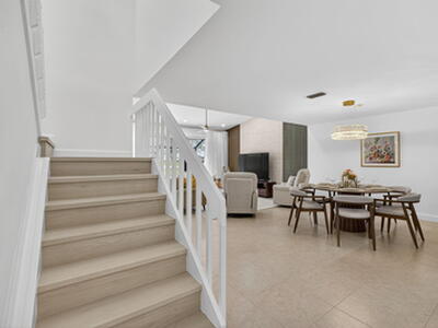 479 Prestwick Circle, Palm Beach Gardens, FL 33418