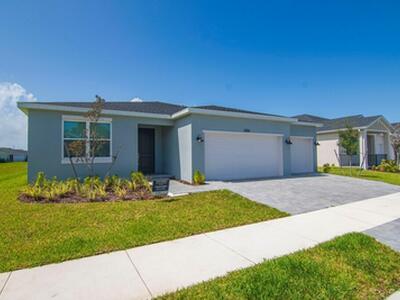 5684 Hampton Park Circle