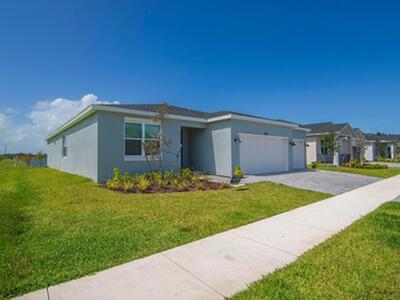5684 Hampton Park Circle, Vero Beach, FL 32966