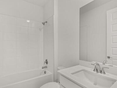 5684 Hampton Park Circle, Vero Beach, FL 32966