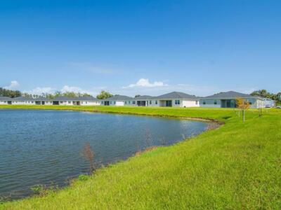 5684 Hampton Park Circle, Vero Beach, FL 32966