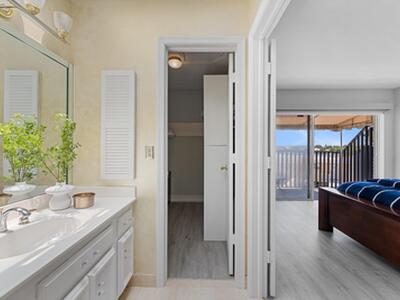 1194 Hillsboro Mile, Hillsboro Beach, FL 33062