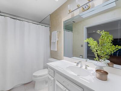 1194 Hillsboro Mile, Hillsboro Beach, FL 33062