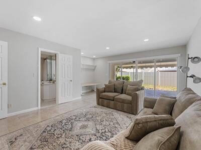 1194 Hillsboro Mile, Hillsboro Beach, FL 33062