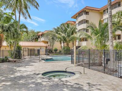 7451 NW 16th Street, Plantation, FL 33313