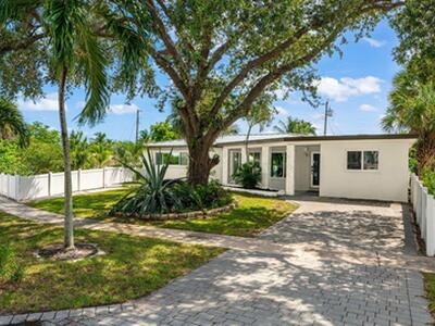2298 NE 4th Avenue, Boca Raton, FL 33486