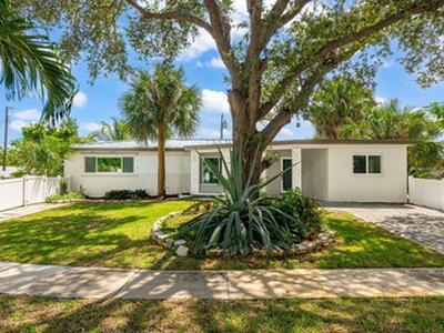 2298 NE 4th Avenue, Boca Raton, FL 33486