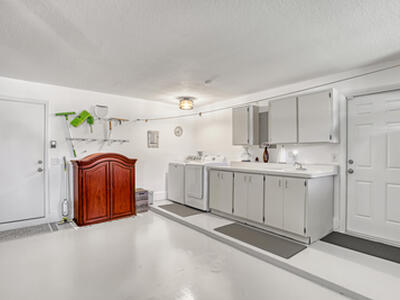 6598 Eastpointe Pines Street, Palm Beach Gardens, FL 33418