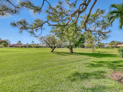 6598 Eastpointe Pines Street, Palm Beach Gardens, FL 33418