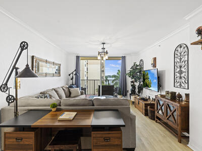 1801 N Flagler Drive