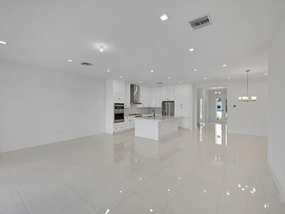 13072 Feathering Way, Palm Beach Gardens, FL 33412