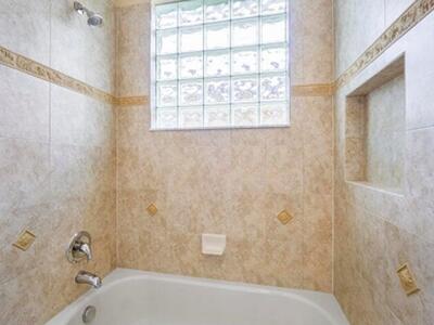 11812 Windmill Lake Drive, Boynton Beach, FL 33473