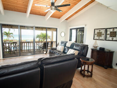 2355 NE Ocean Boulevard