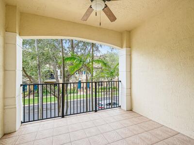 3187 N Oasis Drive, Boynton Beach, FL 33426