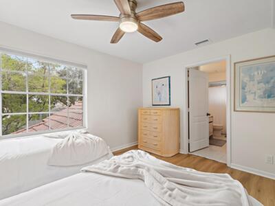 137 Eagleton Court, Palm Beach Gardens, FL 33418