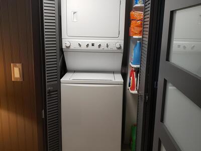 3980 Oaks Clubhouse Drive, Pompano Beach, FL 33069